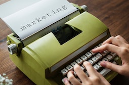 alt image